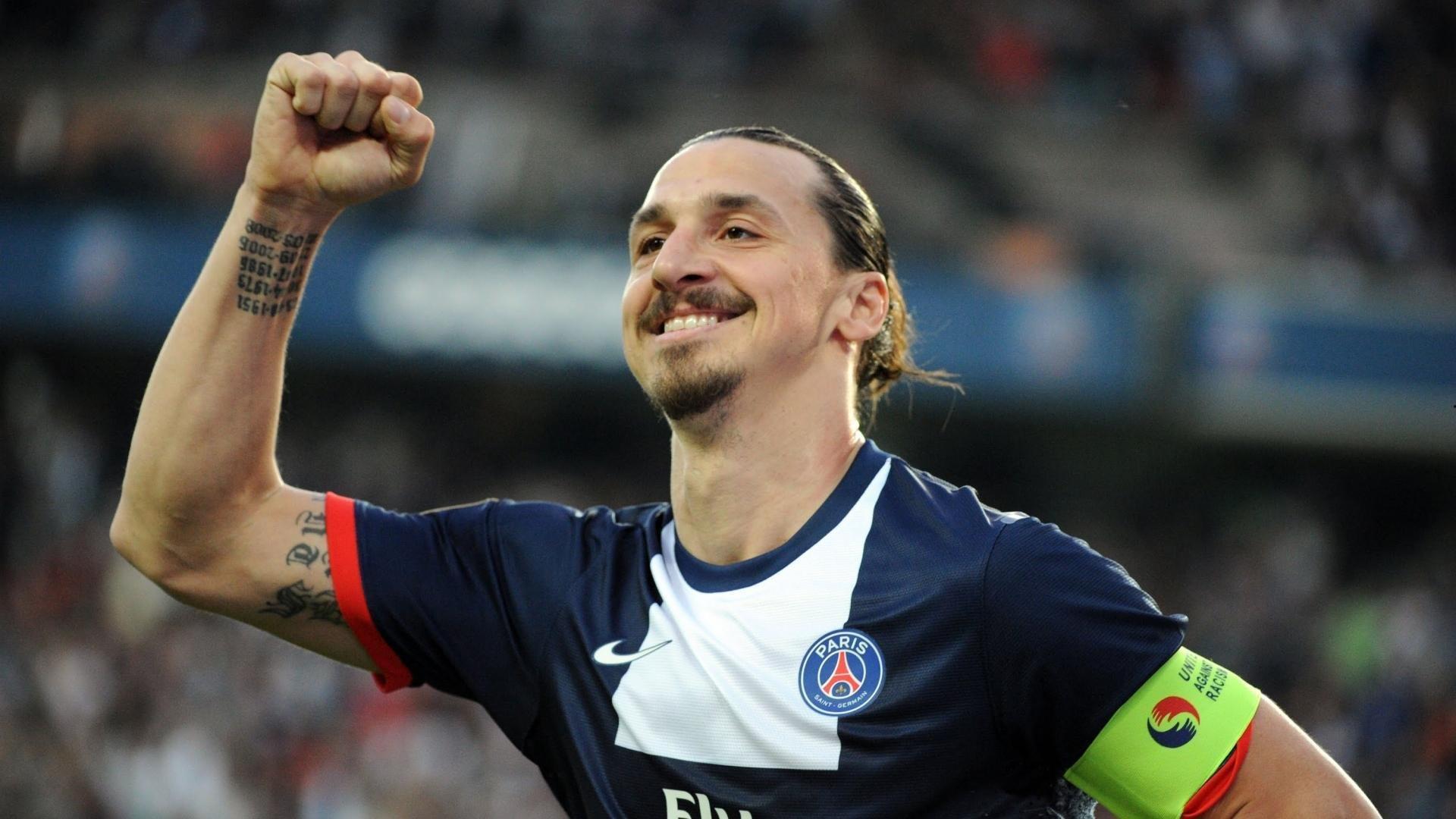 法甲转播运镜革新，梅西任意球如游戏画面般震撼，引发全球热议