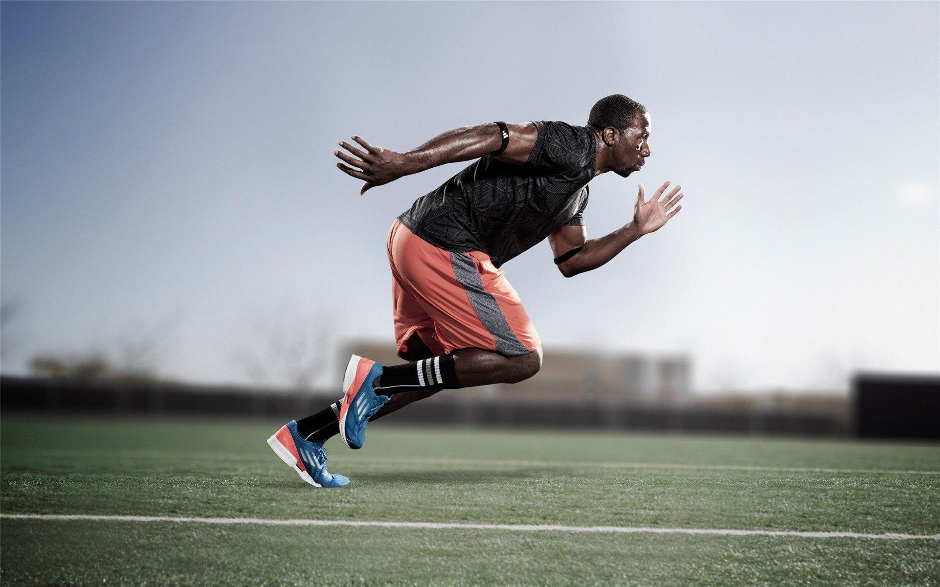 当神扑已成常态，比极限扑救更精彩的是门将的进攻头脑